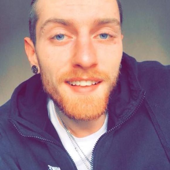 Meet your Posher, Tyler - Picture 1 of 1